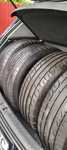 Vand 2anvelope de vara 235 ×55 × R17 .