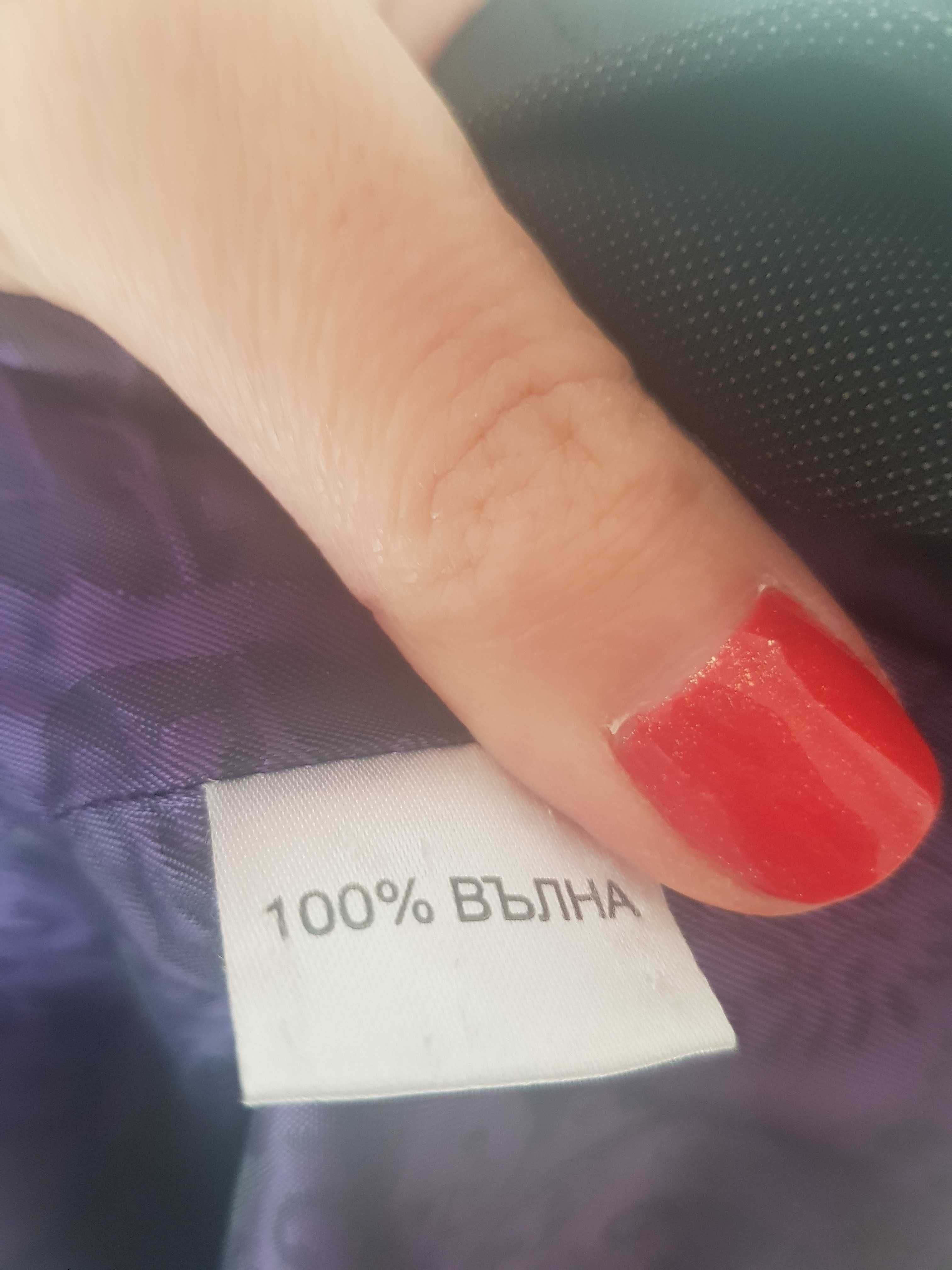 Стилен дамски костюм 100% вълна