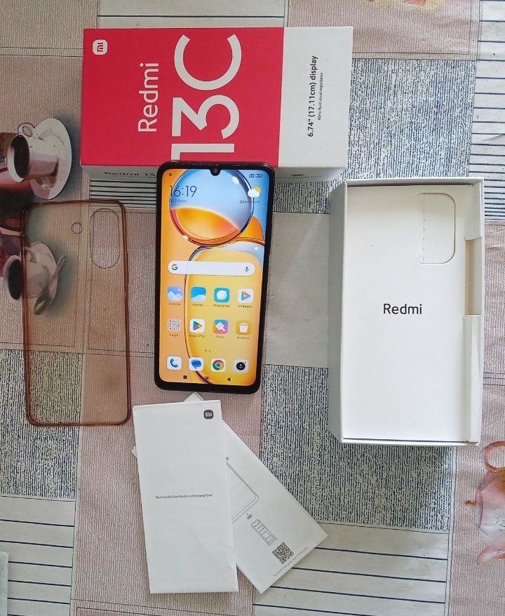 Redmi 13C 2024г 16/256гб
