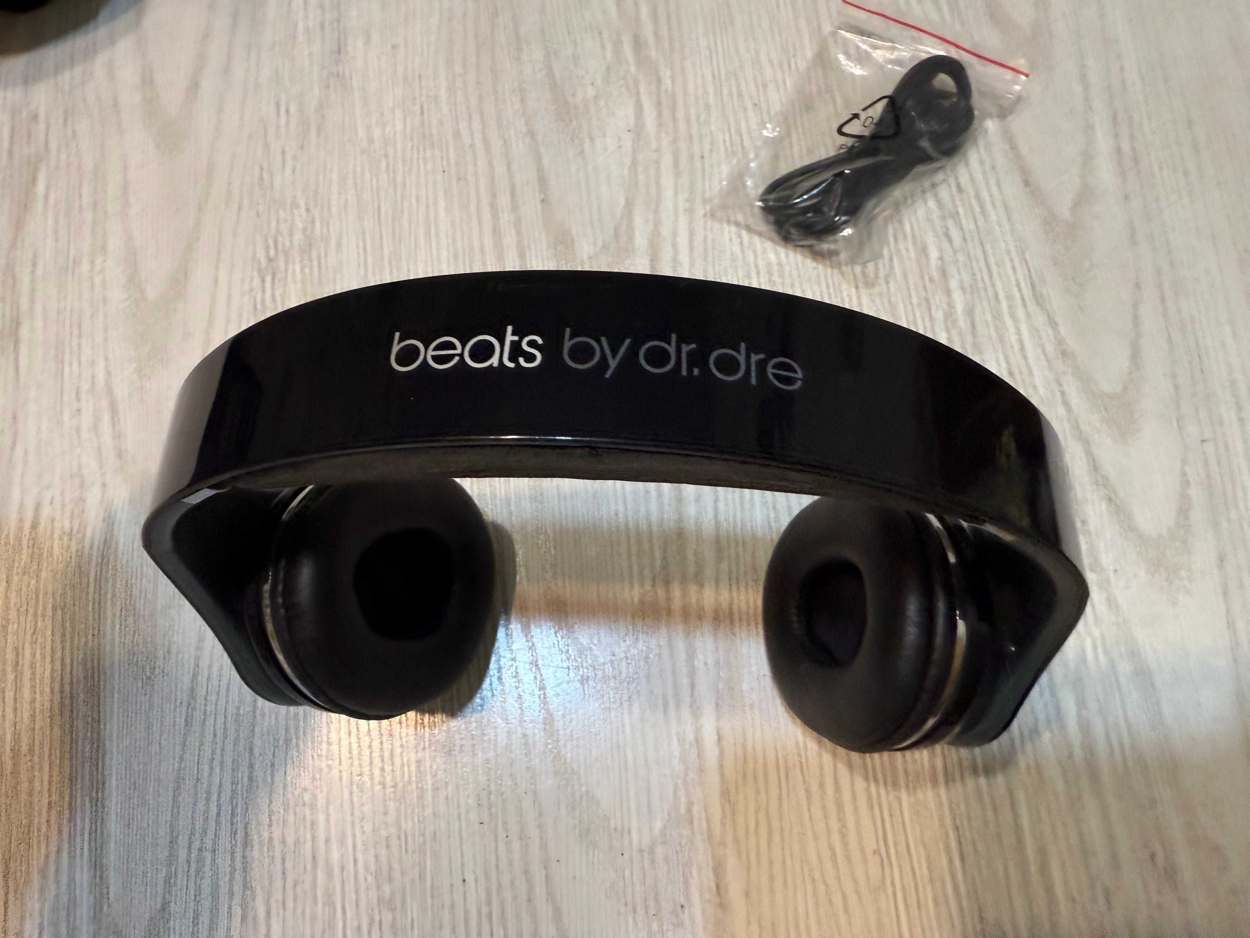 Наушники Beats Studio Airpods Plantronics Samsung-bluetooth Умные часы
