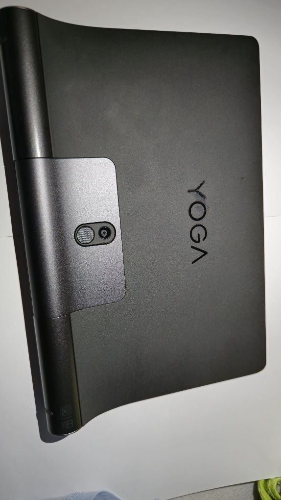 Vand lenovo yoga smart tab cu 64gb