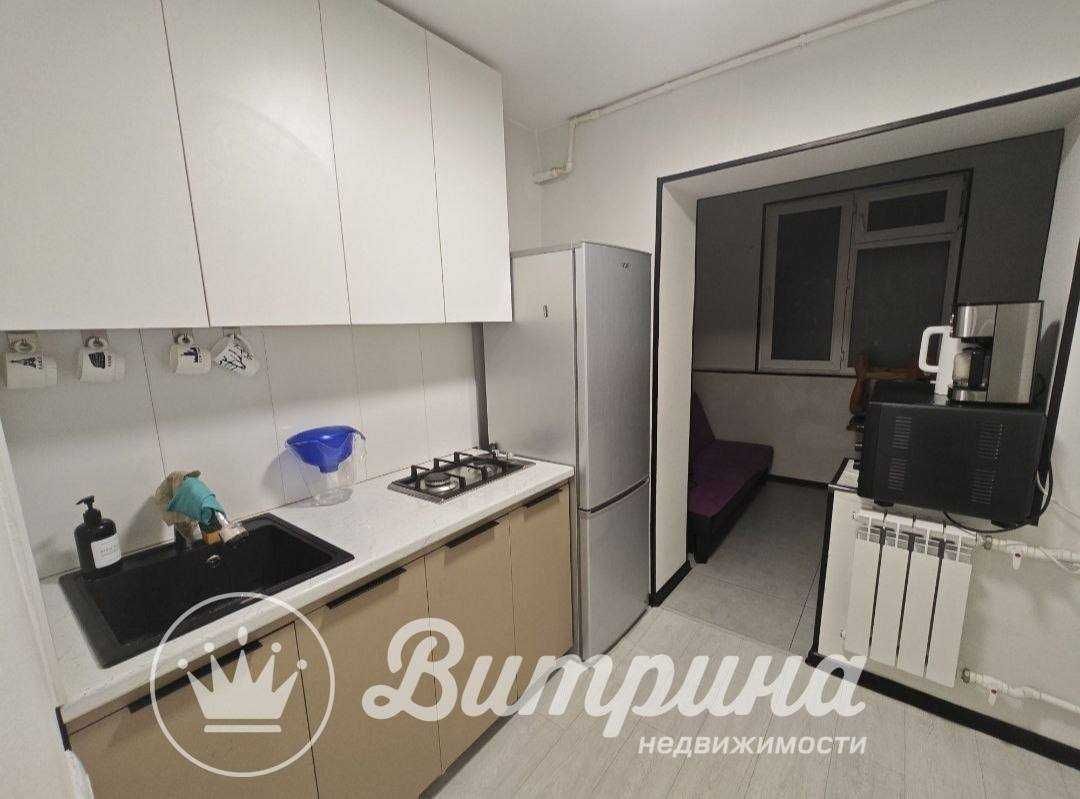 Срочно! Продается 1 комнатная квартира на Максим Горький Метро