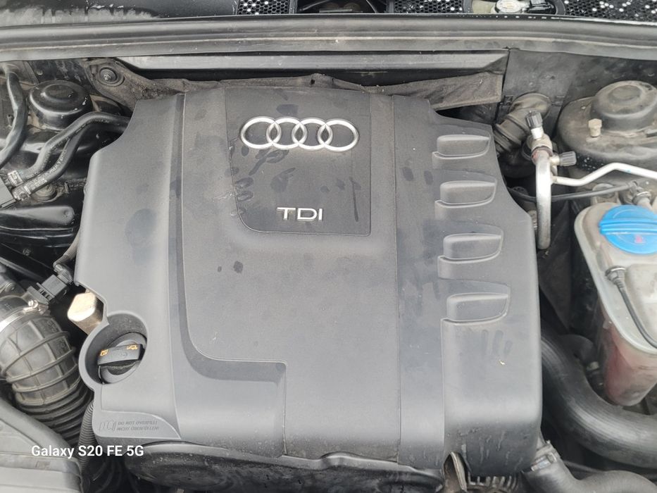 Vând Audi A4 B8 2011