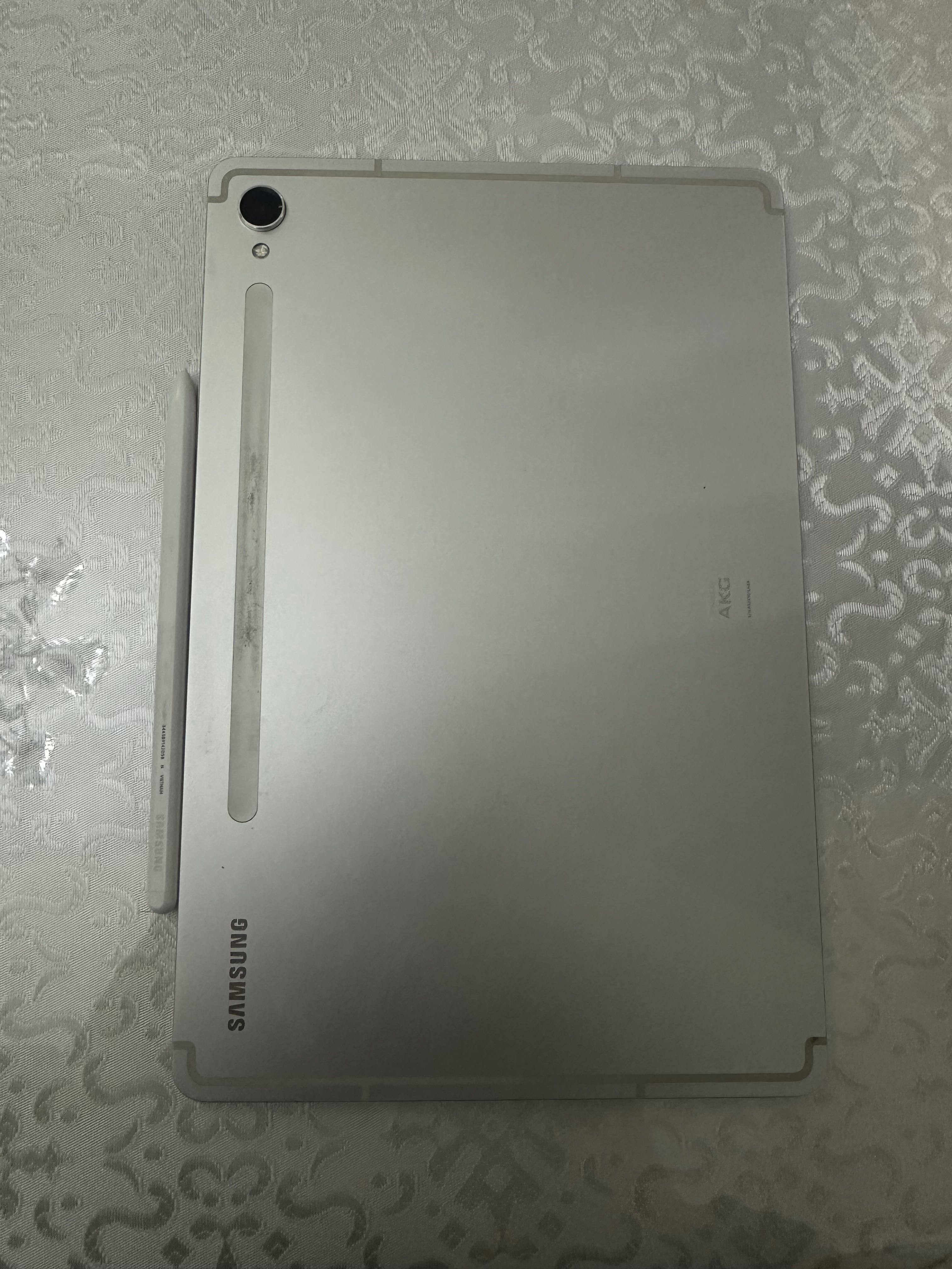 Tab s9 WIFI 12/256gb  OBMEN YO'Q