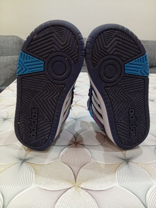 Adidas  детски кецове