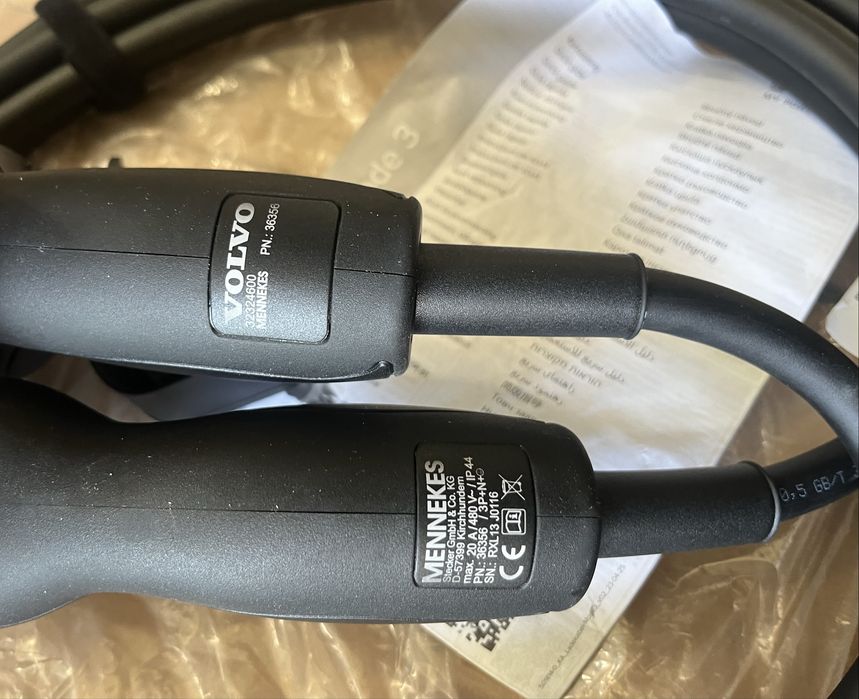 Кабел за зареждане Тип 2 BMW, Mercedes, VAG, Huyndai, Volvo и др.