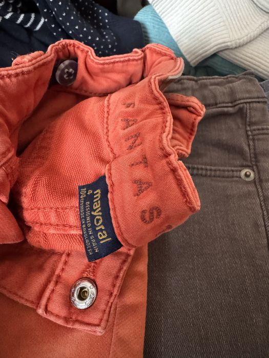 Vand 7 perechi de pantaloni marimea 104 3-4 ani