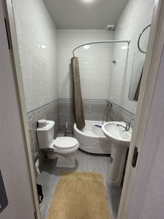 срочно продоётся 1 комнотная квартира на 3 этоже в мирабадском раёне