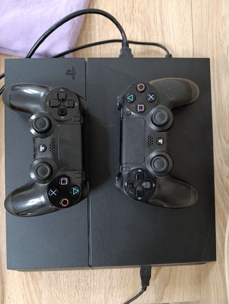 Sony PlayStation 4