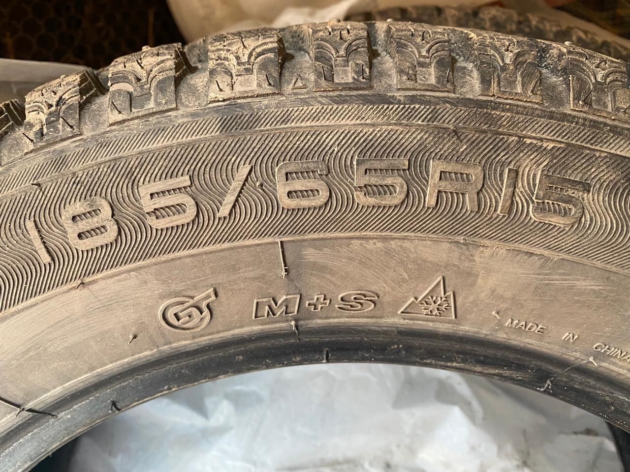 Зимние шины с шипами 185/65 R15