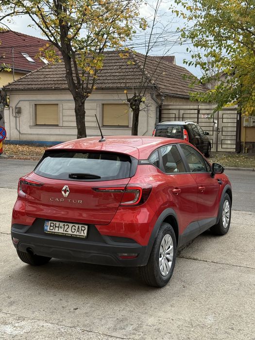 Renault Captur 2021 doar 7.000km TVA deductibil