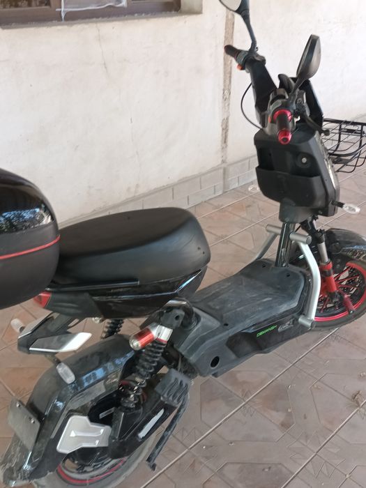 Sukuter sotiladi