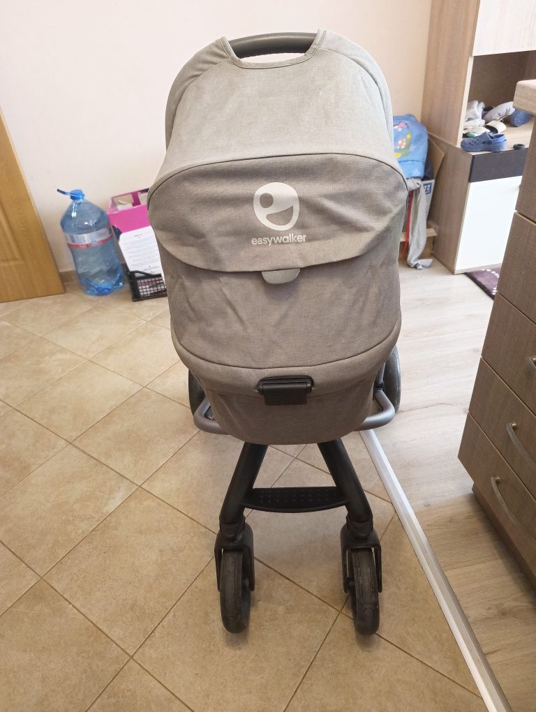 Бебешка количка Easywalker