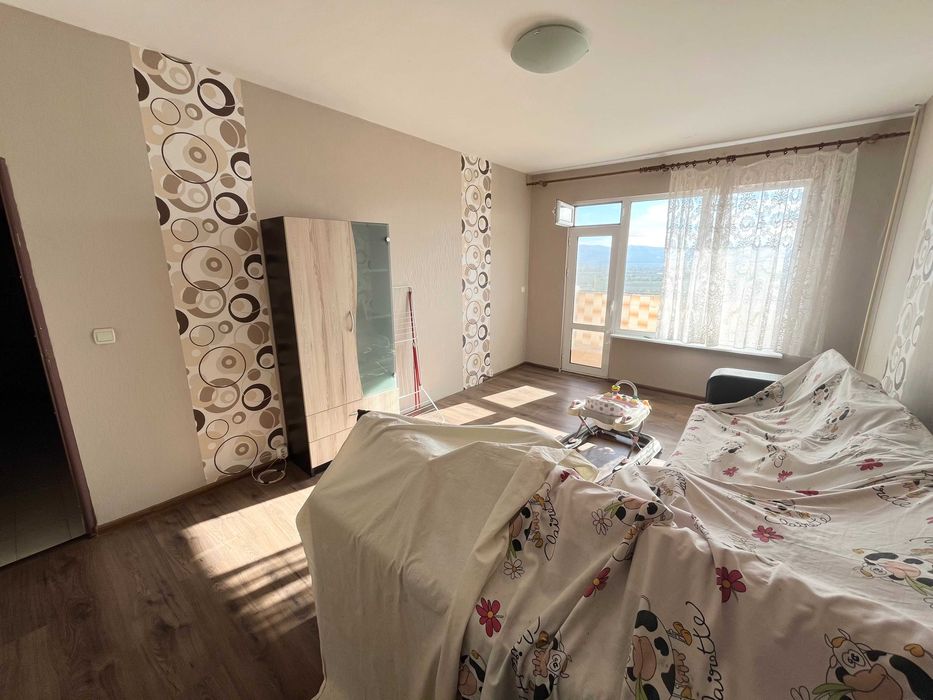 Продава се Двустаен апартамент в Казанлък - 70 кв.м за 838 €/кв.м - Снимка #2