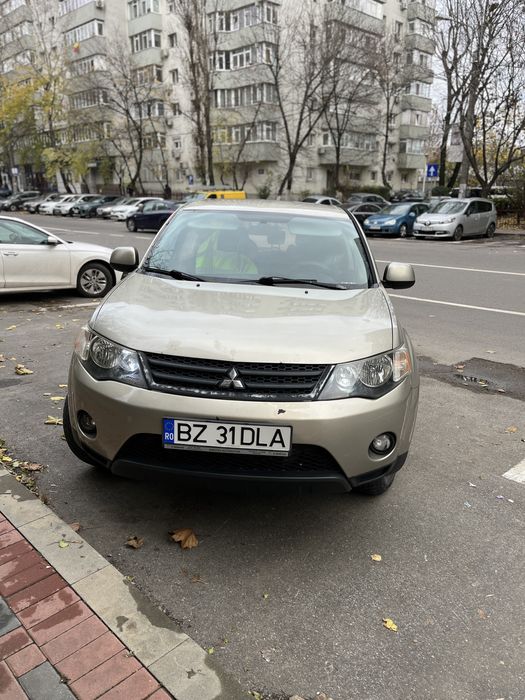 Mitsubishi outlander