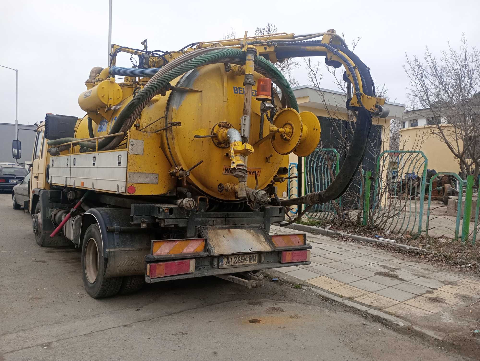Volvo FL6 фекалка/вома