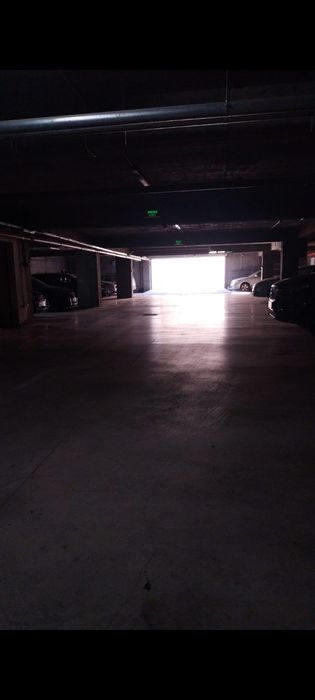 Inchiriez loc de parcare subterana Floresti Str Eroilor 378 ,C3