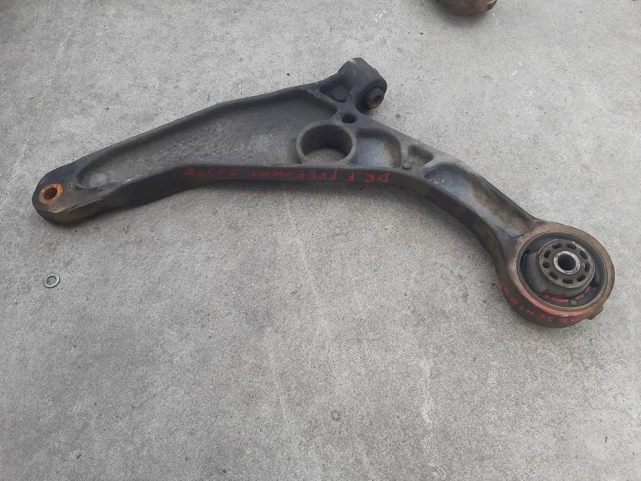 brat bascula dreapta fata 2.0 d fiat freemont 345