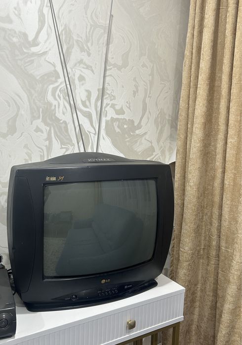 Продам Телевизор