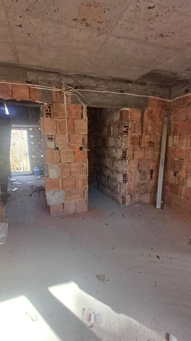 Къща гр. Троян с. Горно Трапе