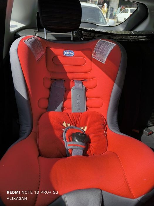 Импортное автокресло "Чико"