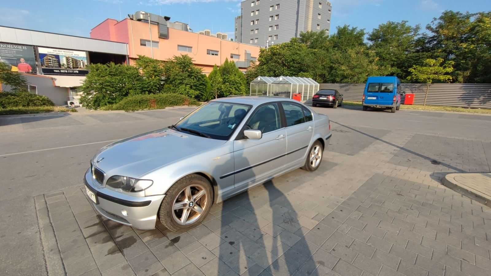 Продавам BMW 320