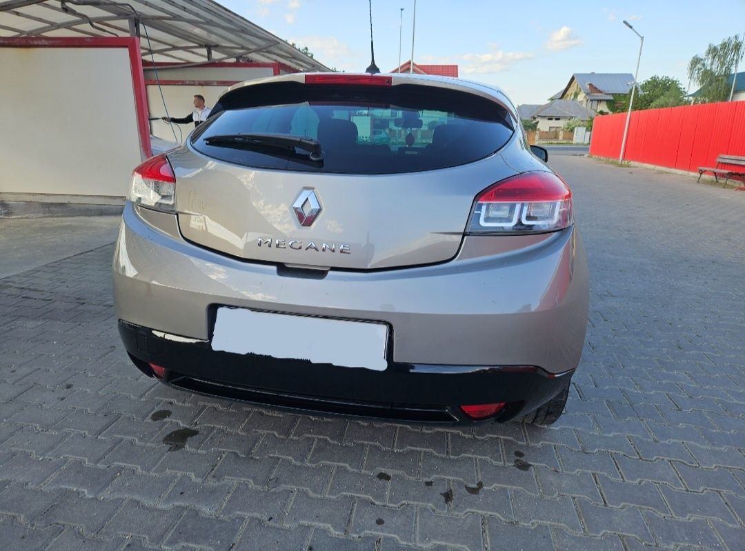 Renault Megane 3 coupe 1.5 dci cutie automata