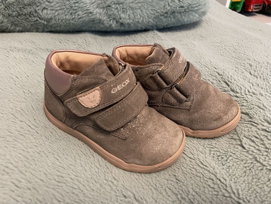 Ghetute Geox fetite nr. 23