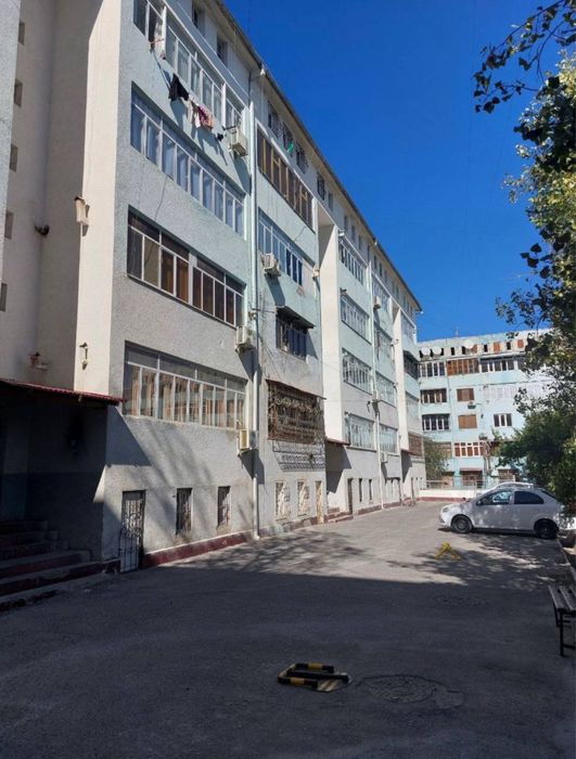 Продается 2 ком. Квартира на 3 этаже адрес Самкоч ор. Жасмин