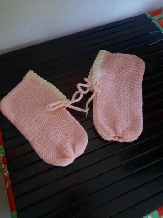 Papuci noi crosetati manual mărimea L