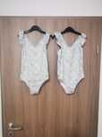 Costume baie, noi fără etichetă, pentru fetite 7-8 ani