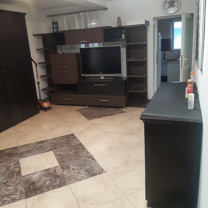 Închiriez apartament 2camere in vila Bragadiru