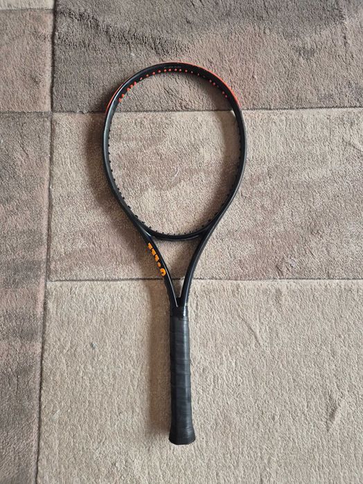 Wilson Burn260g Custome SE black. Цената подлежи на коментар.