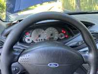 Vand Ford Focus 2001