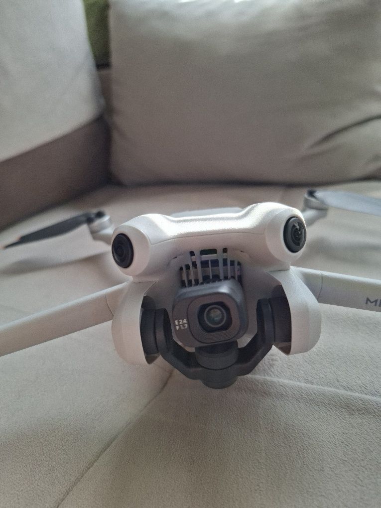 Drone Dji 4 mini pro