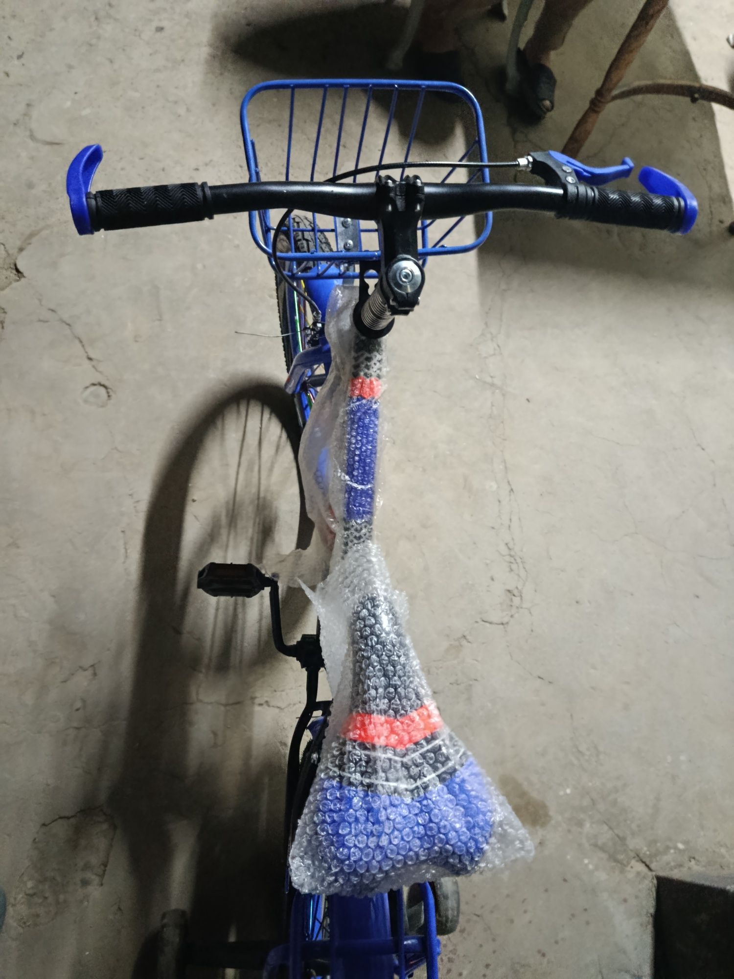 Velosiped sotiladi yengi!!