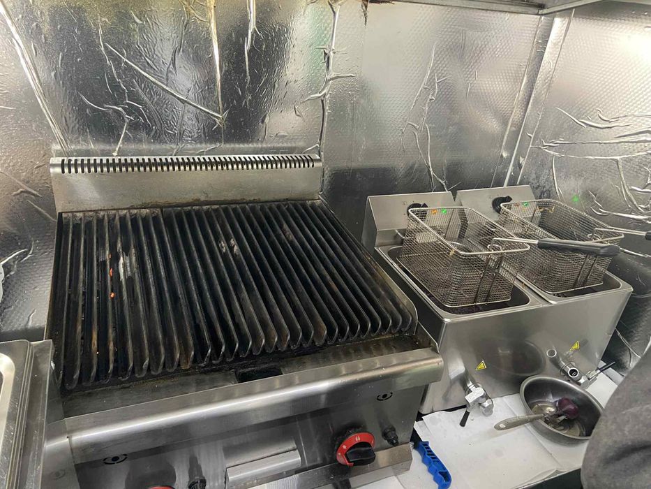 Каравана за бързо хранене