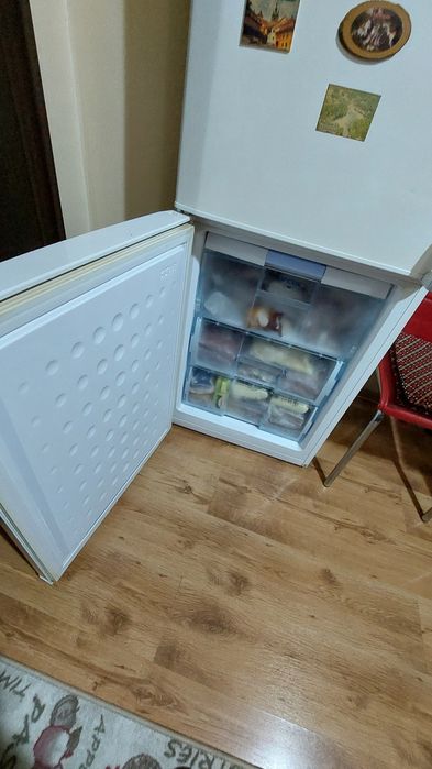 Combina frigorifica Frigider Arctic A+