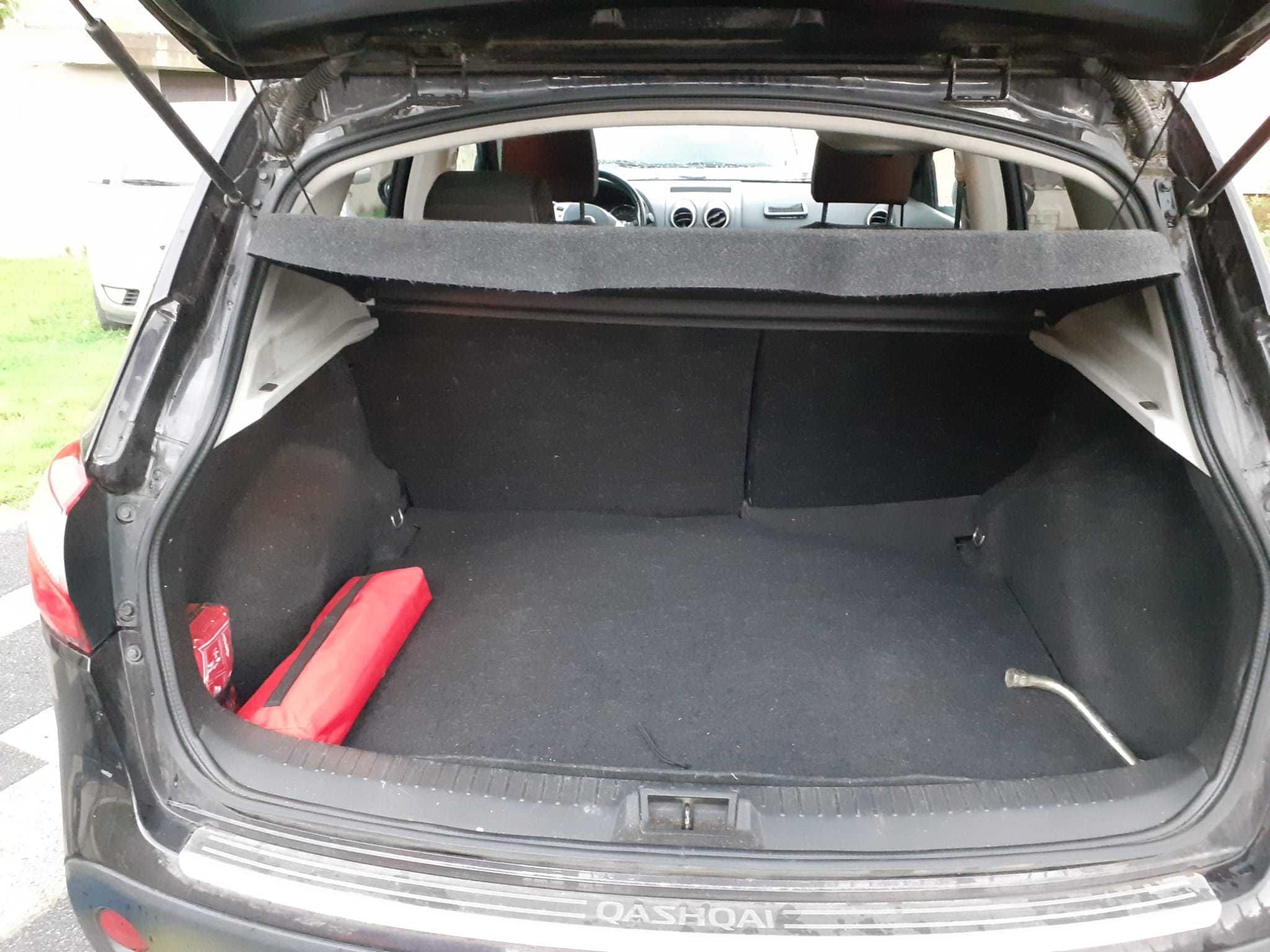 Nissan Qashqai Nissan Qashqai 2.0 4X4 benzina, 140cp