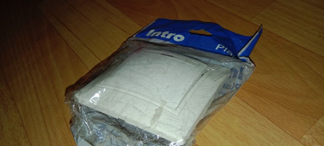 Продаю выключатель