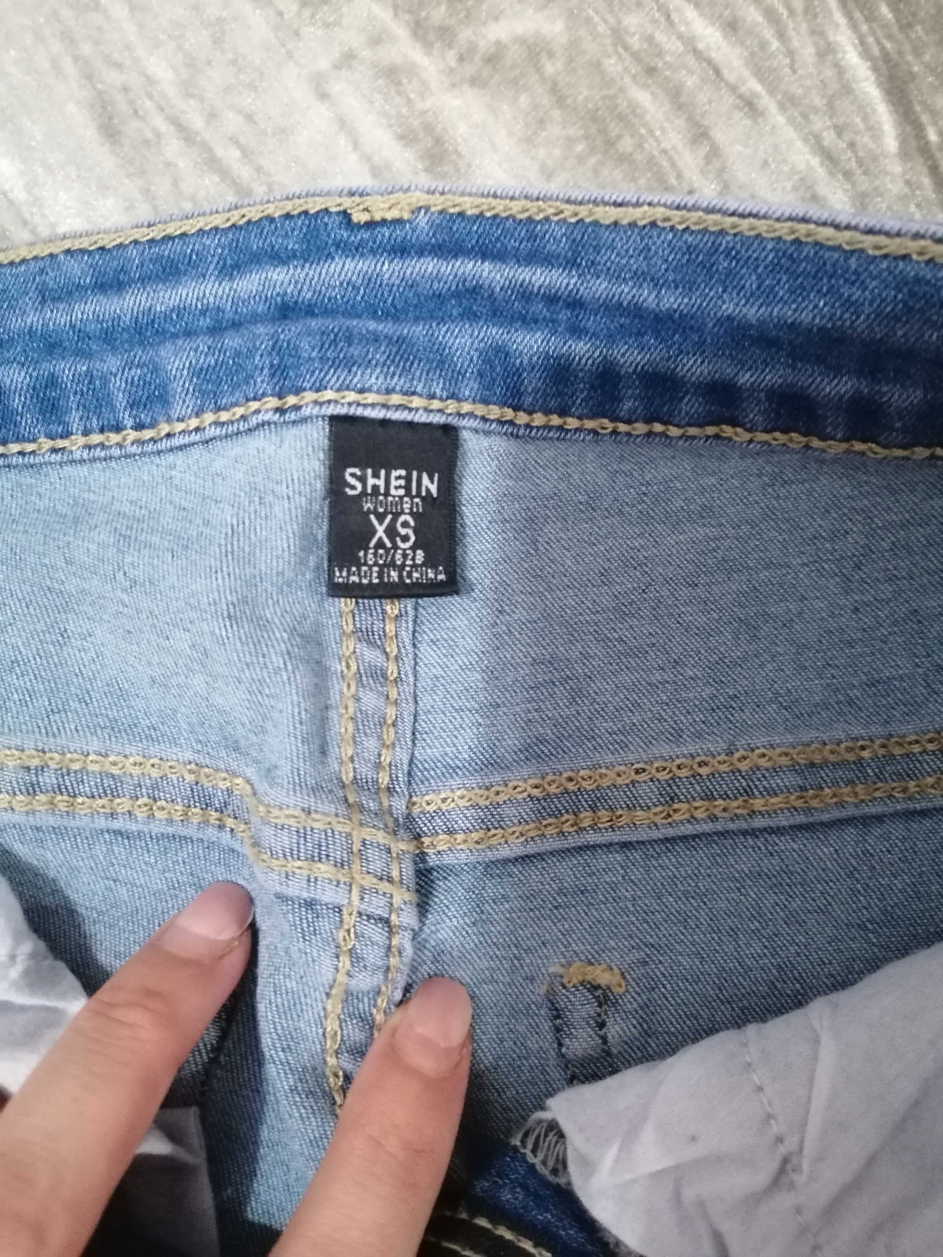 Blugi mărime xs/s