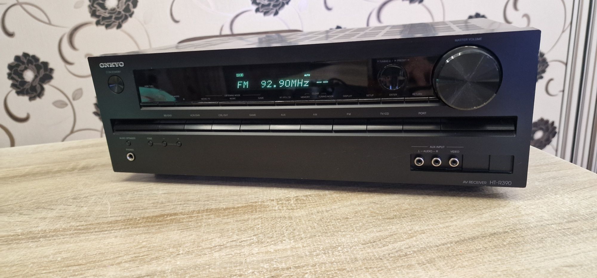 Ресивър ONKYO TH-R390 отлично техническо състояние