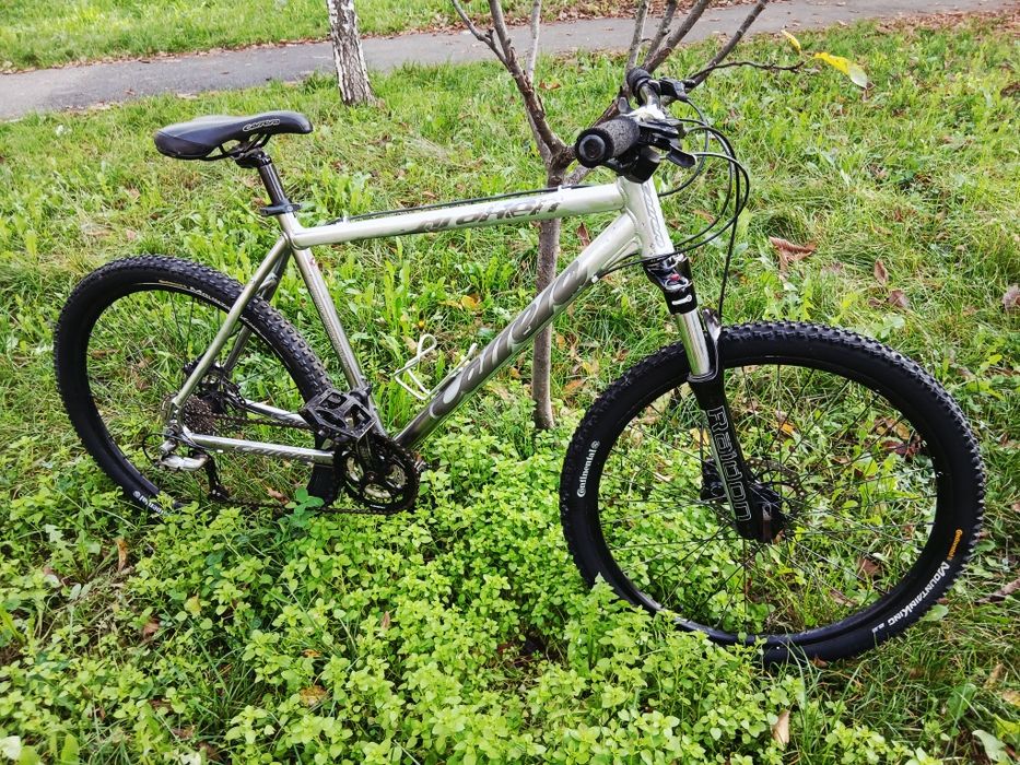 Bicicleta Carrera frane hidraulice