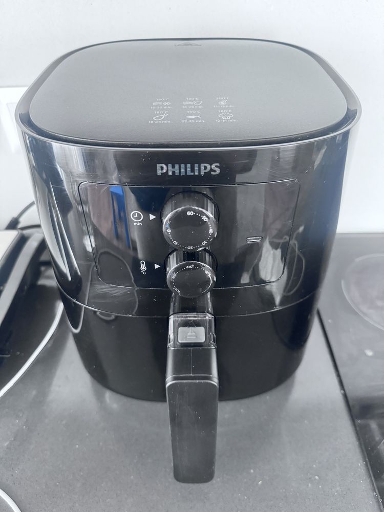 Уред за готвене с горещ въздух / Airfrier Philips HD9200