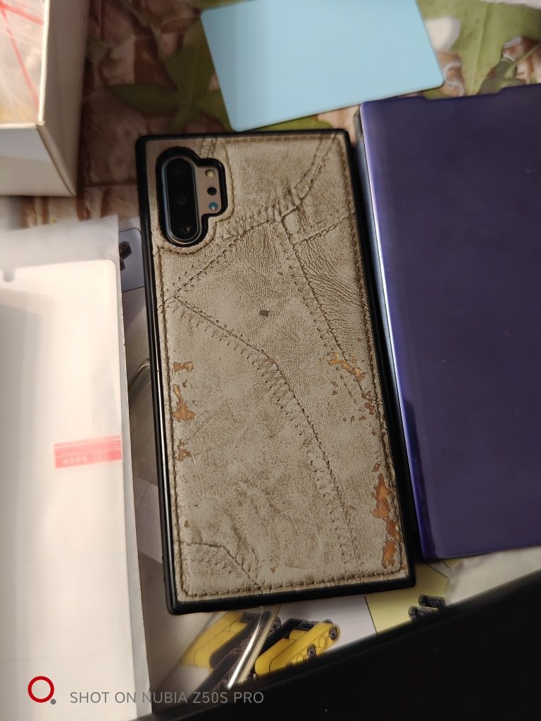 Самсунг Note 10+