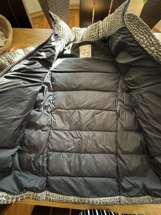 Дамско зимно яке Moncler