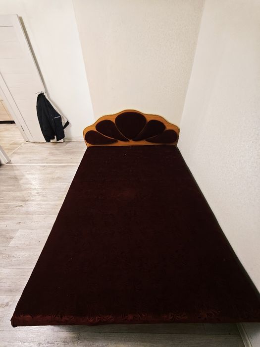 Кровать двуспальная