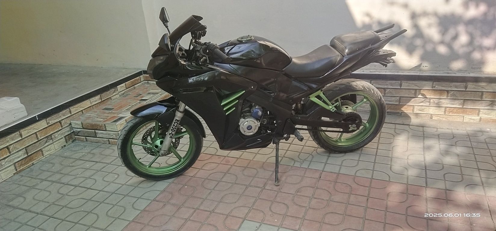 Moto 200 sotiladi yoki almashtiriladi