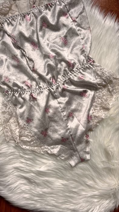 Pijama sexy de dama din satin