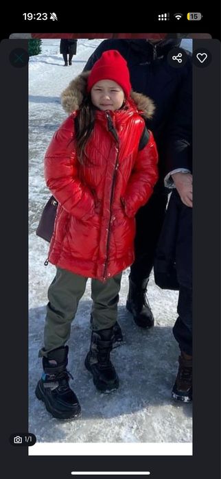 Продам куртку детскую